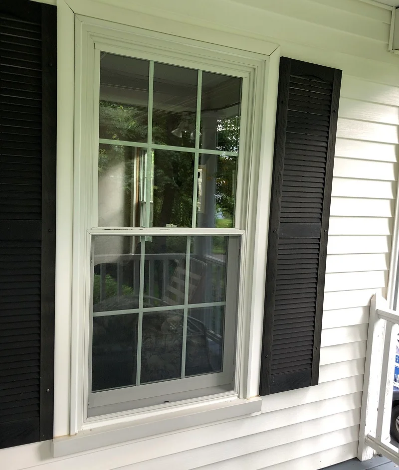 Finished exterior view of Andersen 400 Series Tilt Wash windows - maintenance-free exterior